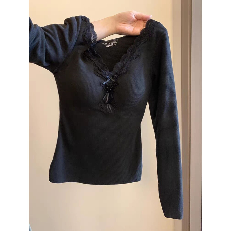 Derong női V-nyakú csipkés felső levehető melltartóbetéttel, 95% poliészter