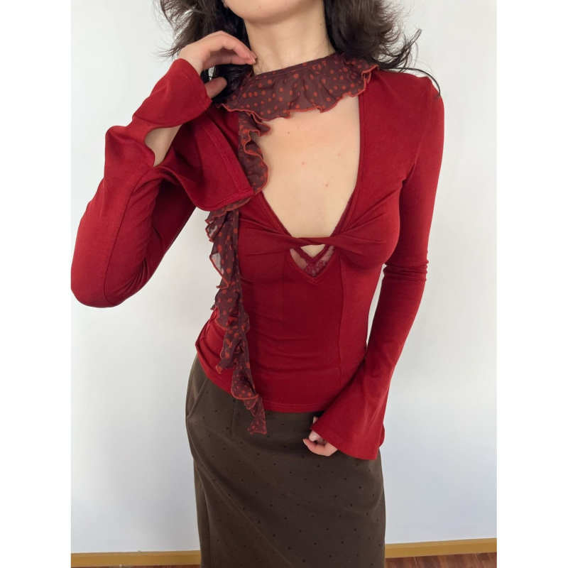 Tričko od viskoze s V‑dekolteom, šivanje, oversize kroj, zvonasti rukavi