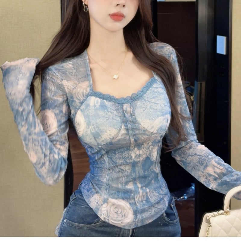 Oversize топ с квадратно деколте, принтована дантела, дълги ръкави, полиестер