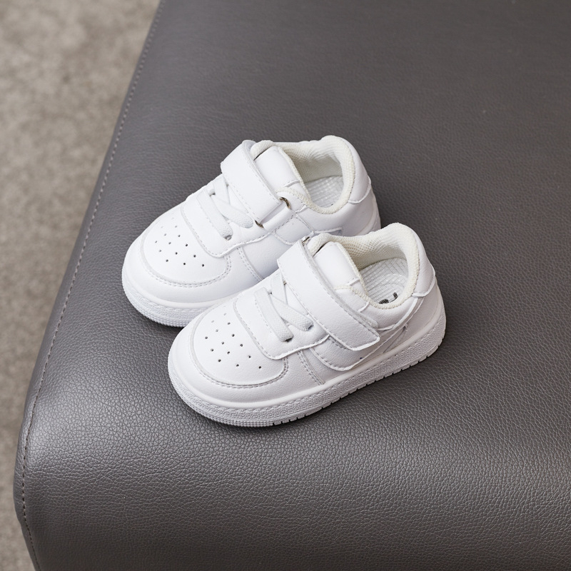 Pantofi sport unisex pentru copii 12–36 luni, partea superioară din piele Ultrafilm, închidere Velcro, respirabili și anti-derapare
