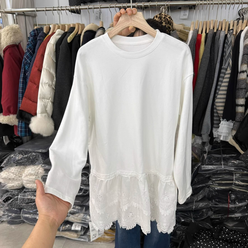 Hosszú ujjú felső, kör nyakkal, 95% poliészter rostokból álló keverék, 2025 tavasz