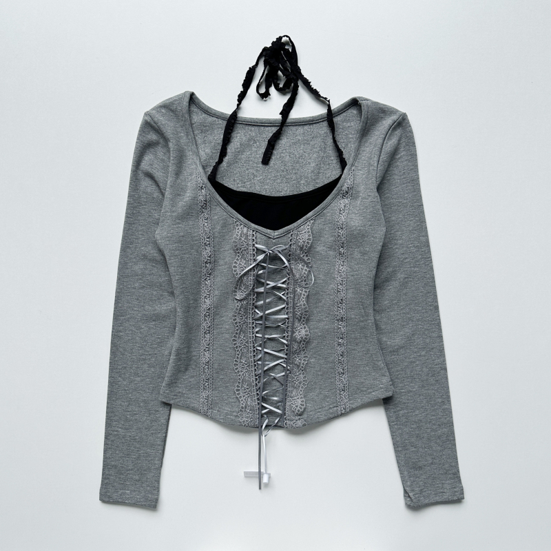 Pamut hosszú ujjú póló kapucnival, U-nyakkal, szűk szabásvonal, aranyos stílus