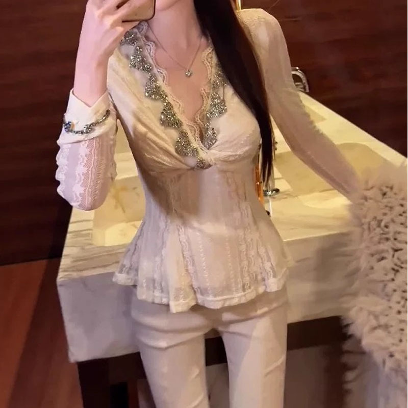 Čipkasti top s kristalnim ukrasom, V-izrez, dugi rukavi, poliester-bavlna materijal, francuski stil dizajn