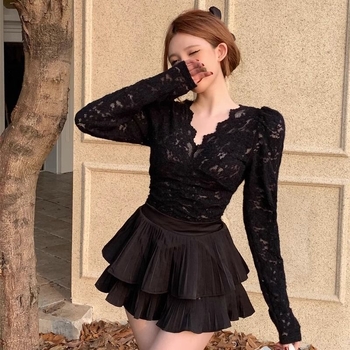 Čipkasti ženski top za slojevito nošenje s V-izrezom i dugim rukavima, poliester i pamuk