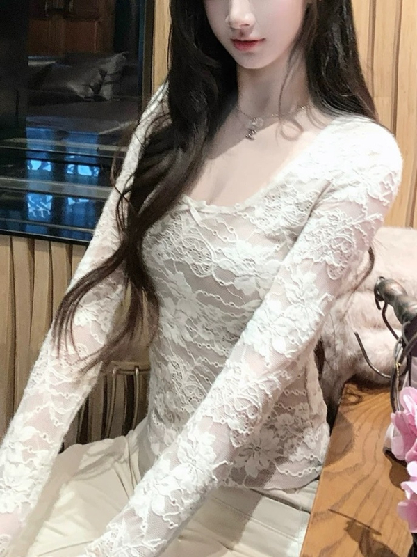 Muse Like a Dream Elegantna majica s čipkom i mašnicom, U izrez, dugi rukavi, poliester, slim fit