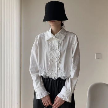 Bluza s čipkastim ukrasom i dugim rukavima, uzorak lubanje, pamuk-poliester materijal, halter ovratnik, elegantan gradski stil