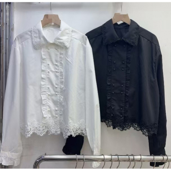 Bluza s čipkastim ukrasom i dugim rukavima, uzorak lubanje, pamuk-poliester materijal, halter ovratnik, elegantan gradski stil