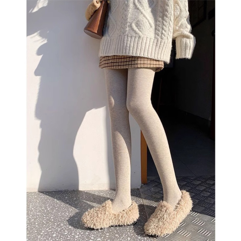 Anyasági leggings fleece belső bélésű, vastag téli modell, magas derék, viszkóz rost 90–95%, nagy rugalmasság
