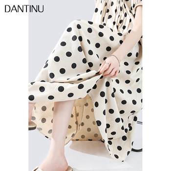 Бременска рокля с U-образно деколте, 3/4 пухкави ръкави, средна дължина пола тип фея, полиестерна смес 50–70%, лято 2025