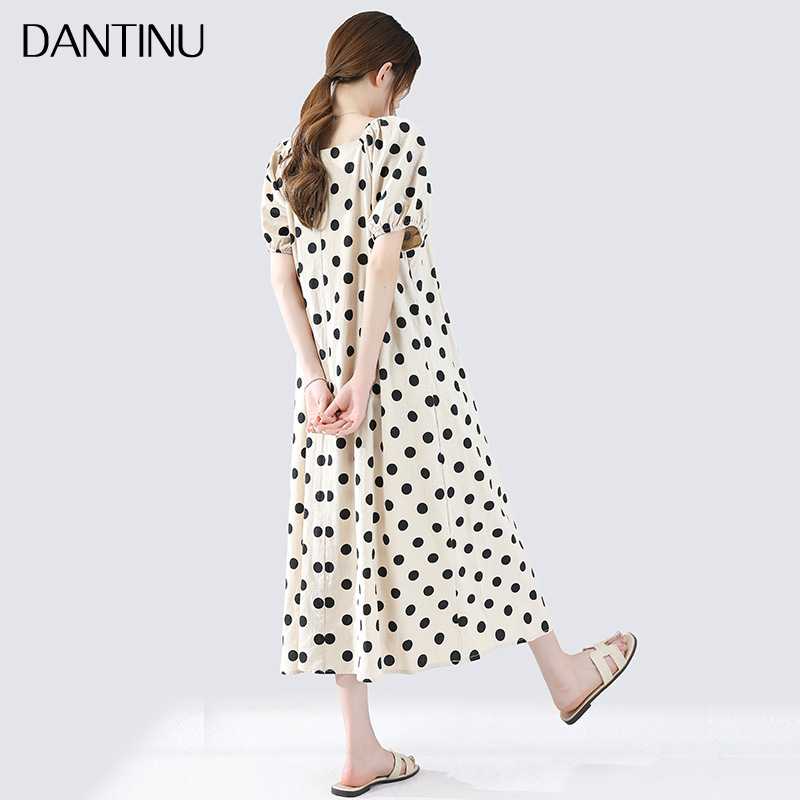 Бременска рокля с U-образно деколте, 3/4 пухкави ръкави, средна дължина пола тип фея, полиестерна смес 50–70%, лято 2025