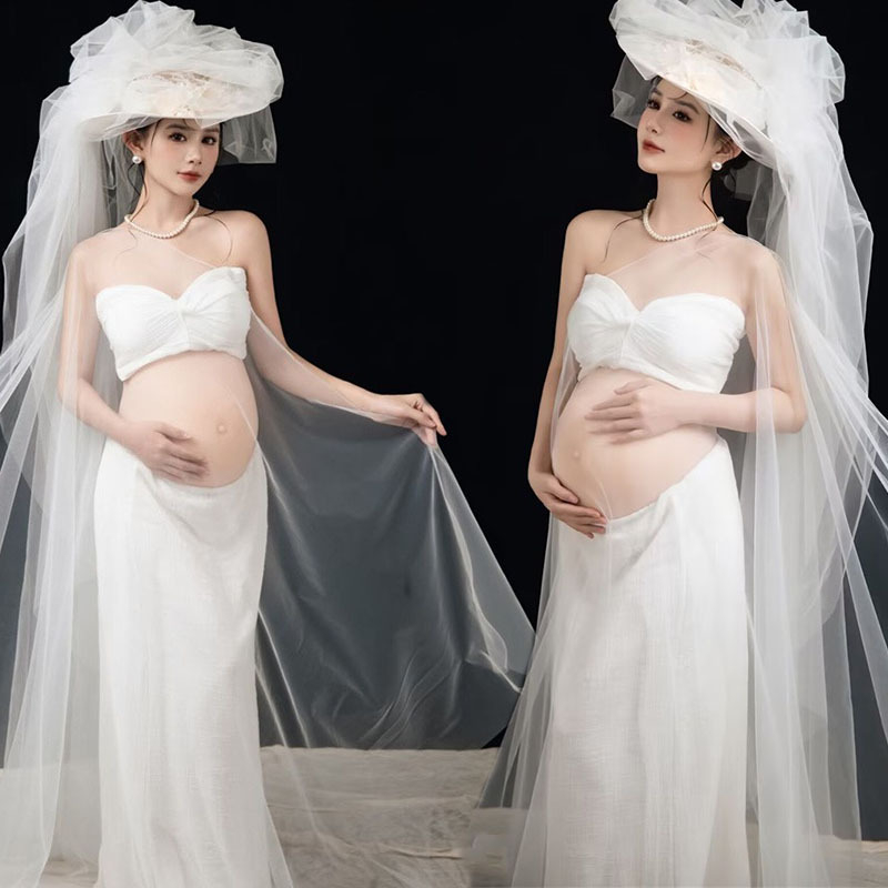 Set za photoshooting trudnice – bezrukavni kostim s suknjom, književno retro stil, midi duljina suknje, 90–95% poliester