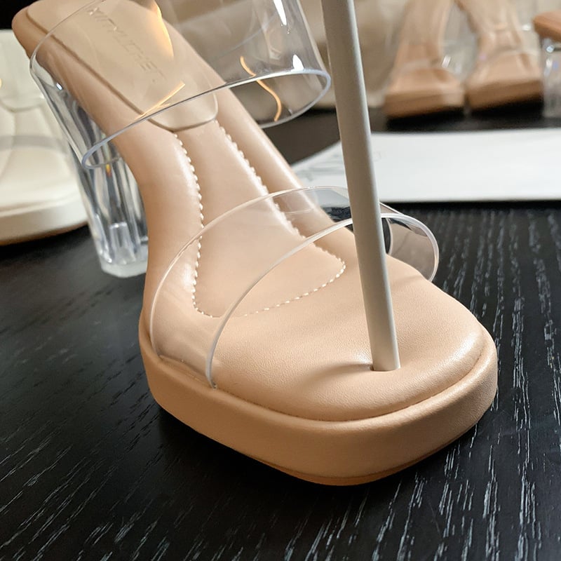 PVC felsőrészes magas sarkú szandálok, kristályos díszítéssel, négyzetes orr, alacsony felső rész, gumírozott talp, 2025 nyár