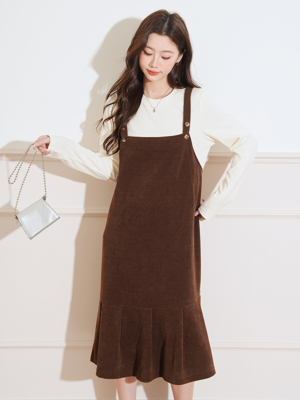 Двучастен комплект за бременни: рокля с пола тип русалка и горнище с кръгло деколте, дълги ръкави, chenille-влакна, вискоза-еластанова смес