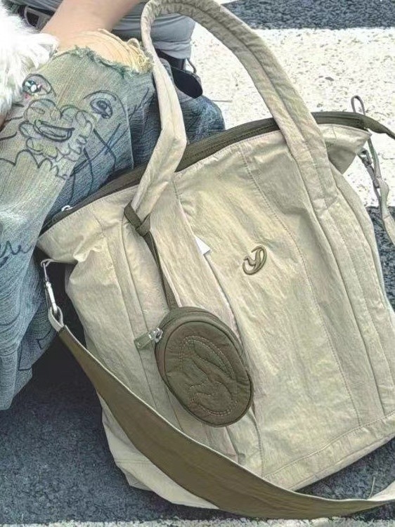 Tote torba od Oxford materijala, zatvarač, vodoravni kvadratni oblik, džep za telefon, podstava od poliestera