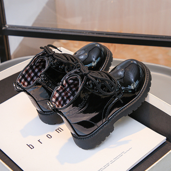 Dječje Martin gležnjače – umjetna koža, nizak dio potkoljenice, bočni zatvarač, gumeni đon, ležerni stil