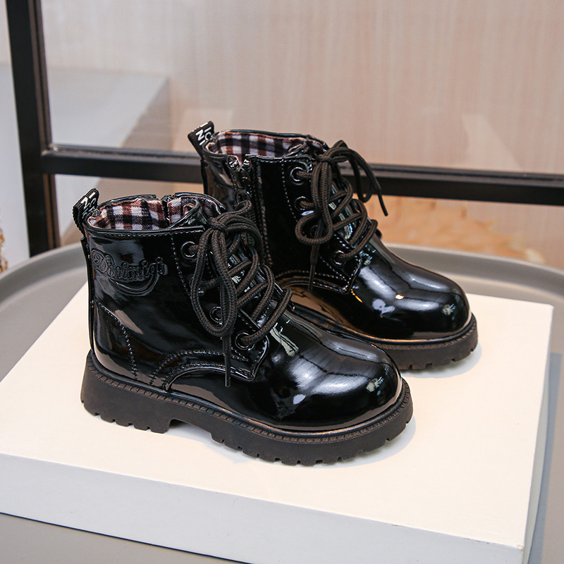 Dječje Martin gležnjače – umjetna koža, nizak dio potkoljenice, bočni zatvarač, gumeni đon, ležerni stil