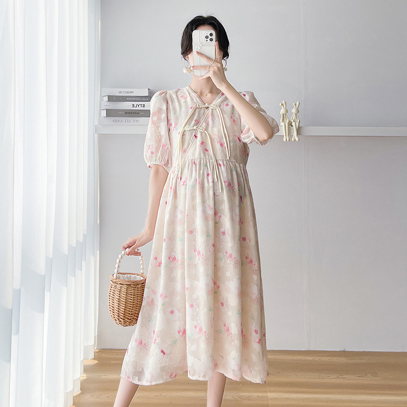 Майчинска рокля за кърмене от шифон, V-образно деколте, ръкав ¾, дълга пачуърк пола