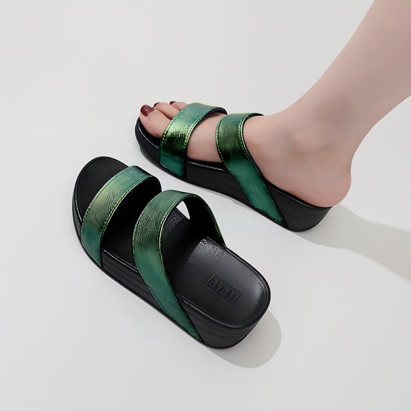 Női wedge papucsok, vastag talppal, felső és talp gumihabból, kerek orr, laza stílus, nyár 2025