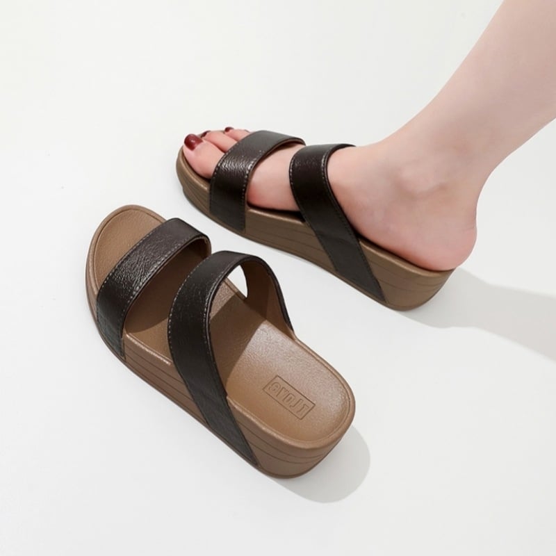 Női wedge papucsok, vastag talppal, felső és talp gumihabból, kerek orr, laza stílus, nyár 2025