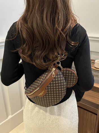 Ženska PU chest bag u stilu street fashion, zatvarač, džep za telefon, podstava od poliestera