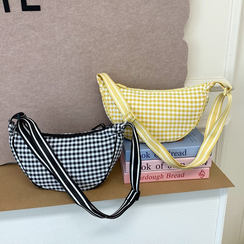 Kanvas torbica preko ramena, karirani uzorak, gradski stil, zip zatvaranje, poliester podstava