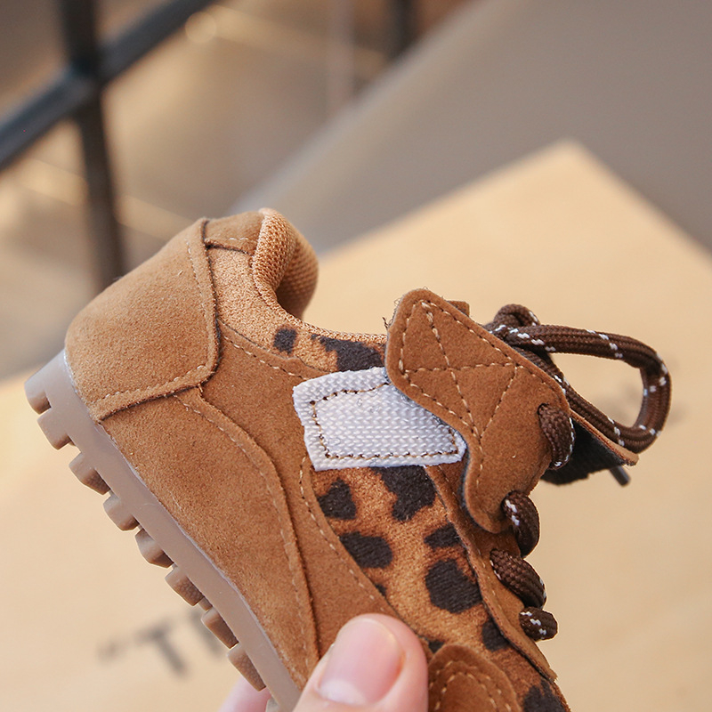 Dječje tenisice s leopard printom u korejskom stilu, kopčanje na Velcro, gornji dio od telećeg velura, potplat od sintetičke gume, unisex