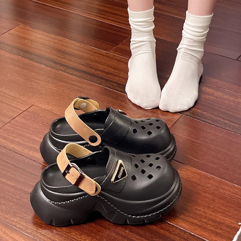 Női EVA Crocs, 8–9 cm vastag talpú, emelt orr-rész, légáteresztő, csúszásmentes