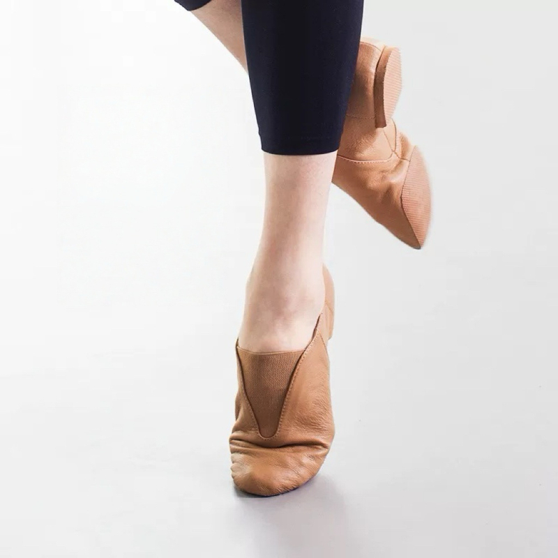 Jazz tánc cipő, uniszex, EVA talpú, felső része disznó bőrből, baletthez és modern tánchoz alkalmas