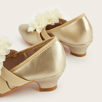 Djevojčice štikle s čipkom i špicastim vrhom, za uzrast 7–12 godina, gornji materijal: super vlakno, potplat: guma, zatvaranje: elastični pojas, stil: princeza