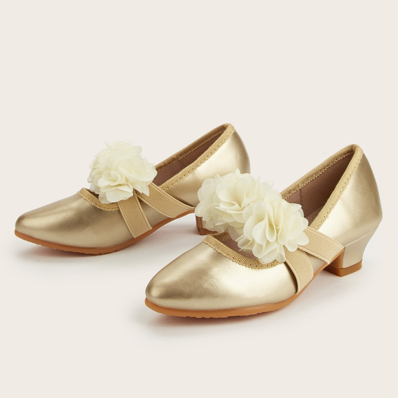 Djevojčice štikle s čipkom i špicastim vrhom, za uzrast 7–12 godina, gornji materijal: super vlakno, potplat: guma, zatvaranje: elastični pojas, stil: princeza