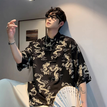Muška košulja u kineskom Tang stilu, reverni ovratnik, slobodan kroj, poliester, uzorak s raspuklim cvijećem, pola rukava