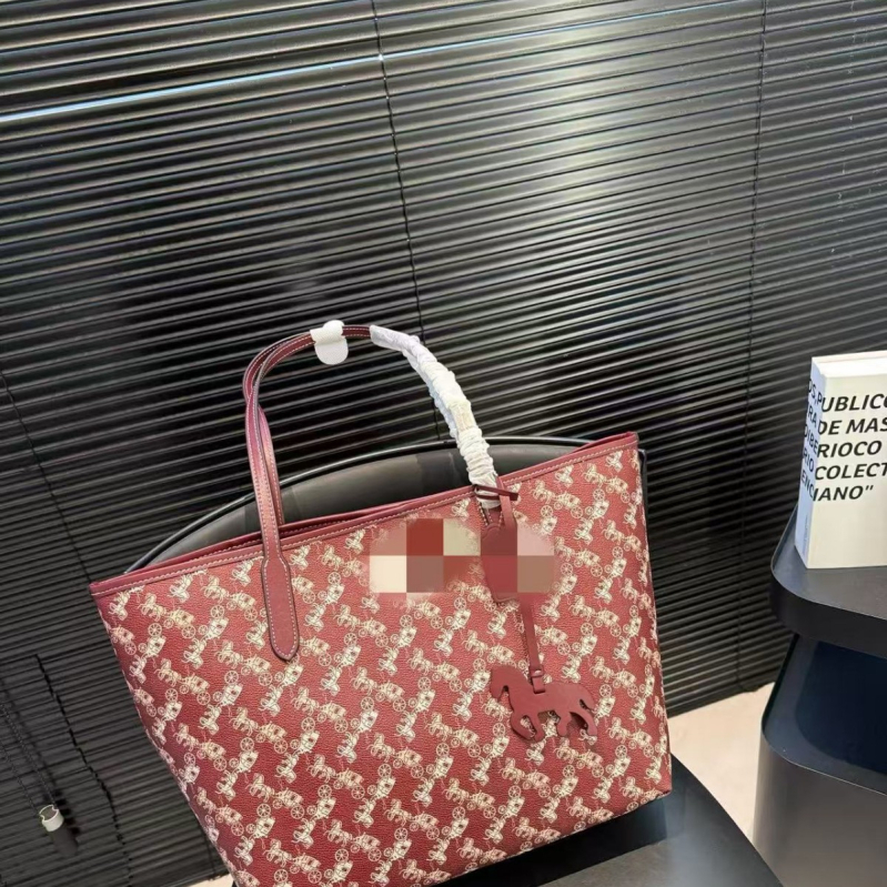 OO City33 Tote torba – PVC, vodoravan pravokutni oblik, magnetska kopča, dvostruki remeni, unutarnja pretinac sa zipom