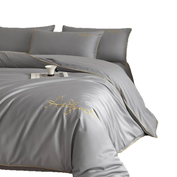 Set posteljine od 100% pamuka, twill tkanina, četiri dijela, za sve godišnje doba, izvezen, gustoća tkanja 133x72, masa 2500–3000 g