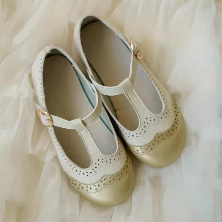 Princezinske dječje cipele s protukliznom mekom potplatom, Velcro zatvarač, gornji dio od mikrovlakana, dizajn s izrezima, niski kroj