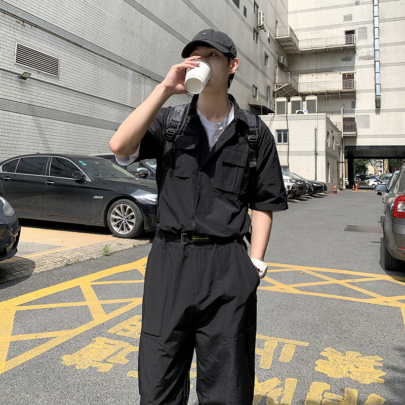 Muški kombinezon u Hongkong stilu, slobodan kroj, jednou boijom, rukavi do pola, 65% poliester u pamukovoj smjesi