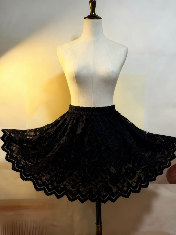 Čipkasta suknja s uzorkom suncokreta, poliester-spandeks smjesa, visoka elastičnost, elegantan uredski stil