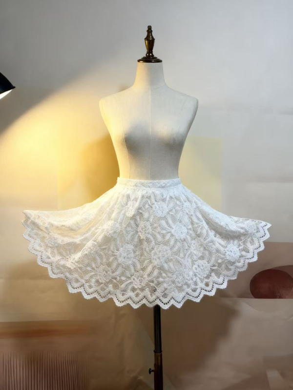 Čipkasta suknja s uzorkom suncokreta, poliester-spandeks smjesa, visoka elastičnost, elegantan uredski stil