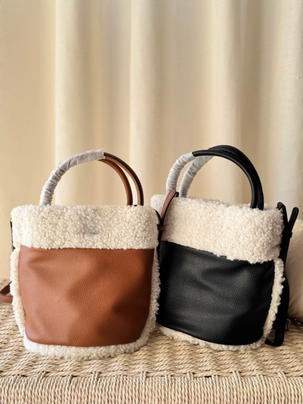 Ženska bucket torba od velura — Crossbody, PU podstava, Zima 2025