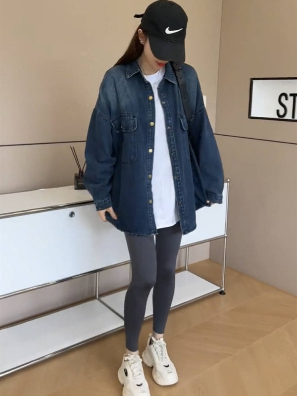 Denim košulja jakna, oversize, duge rukave, polo ovratnik, pješčano pranje, srednja duljina