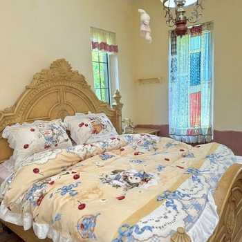 Tej velvet ágynemű készlet Cartoon mintával, digitális nyomtatás, 1500–2000 g, négy részes készlet, INS stílus