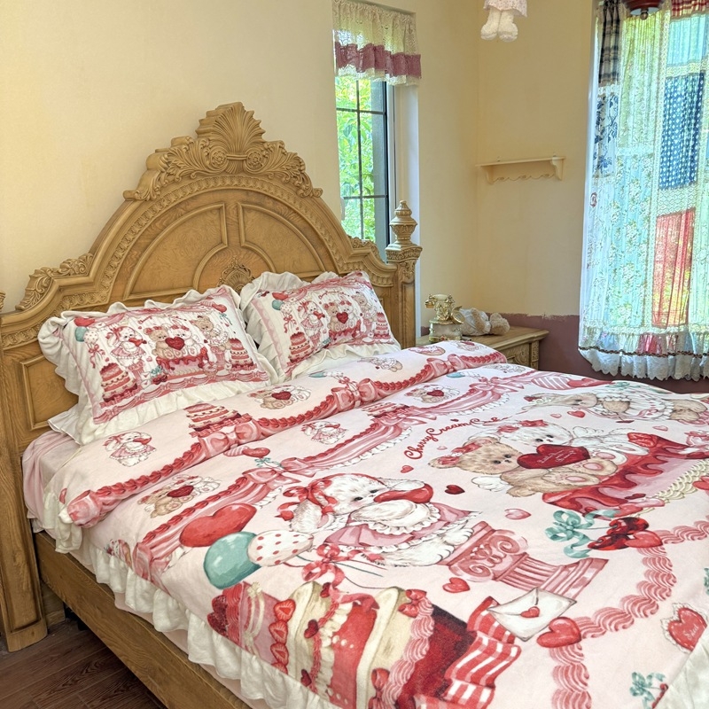 Tej velvet ágynemű készlet Cartoon mintával, digitális nyomtatás, 1500–2000 g, négy részes készlet, INS stílus