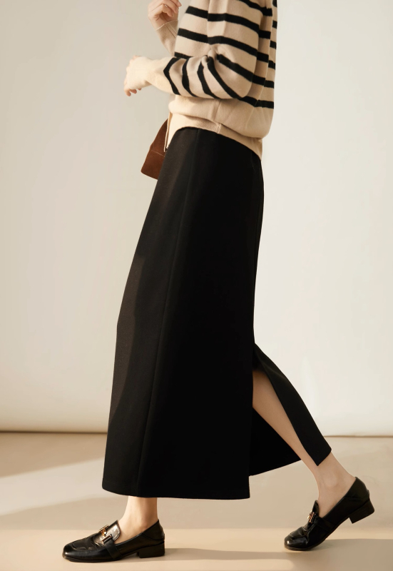 Fustă midi A-line, culoare solidă, din amestec lână-acetat, cu despicare în spate