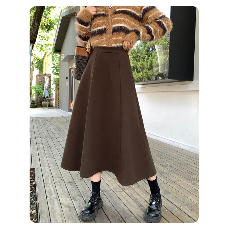 A-образна миди пола, ромбов принт, полиестерна тъкан, висока талия, средна дължина, есен 2025