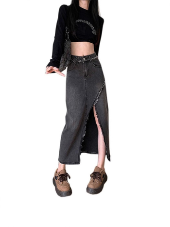 Дънкова пола с A-образен силует, средна дължина, дизайн с пачуърк и неравен разрез