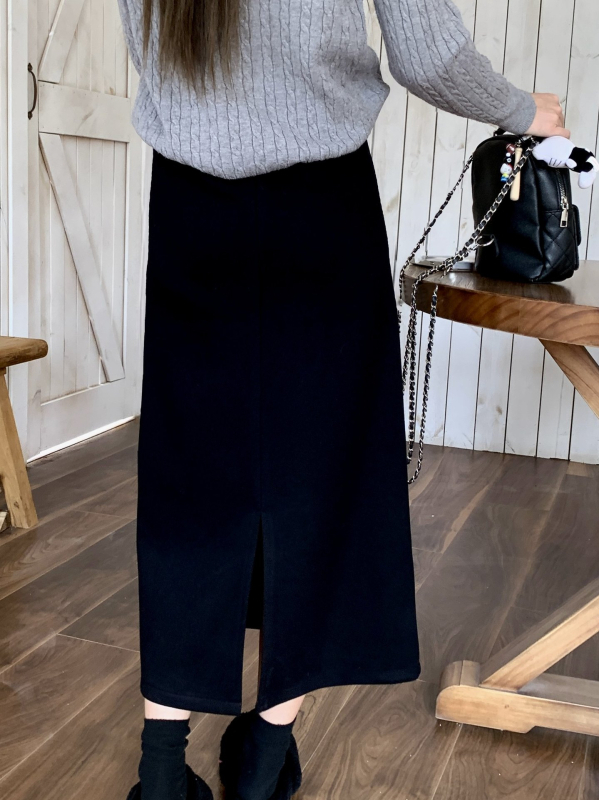 A-vonalú szoknya, magas derékkal, középhosszú, elasztán keverék (<30%), enyhe elasztikusság