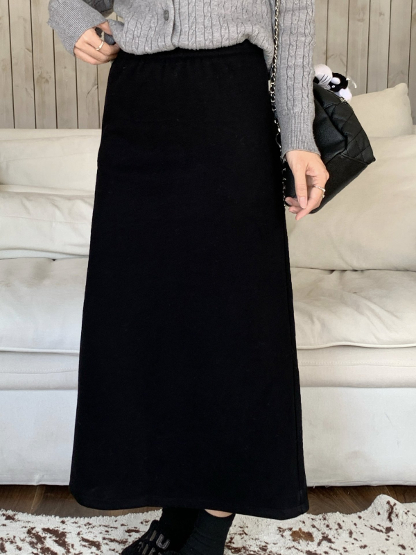 A-vonalú szoknya, magas derékkal, középhosszú, elasztán keverék (<30%), enyhe elasztikusság