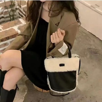 Torba tipa kantu od vunenog filca, stil Water Bucket Bag, otvoreni gornji dio, PU podstava, unutarnje džepovi za telefon i dokumente