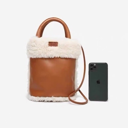 Torba tipa kantu od vunenog filca, stil Water Bucket Bag, otvoreni gornji dio, PU podstava, unutarnje džepovi za telefon i dokumente