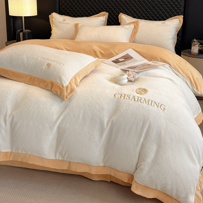 Set de pat din milk velvet cu broderie, patru piese, stil modern minimalist, moale și cald, prietenos cu pielea