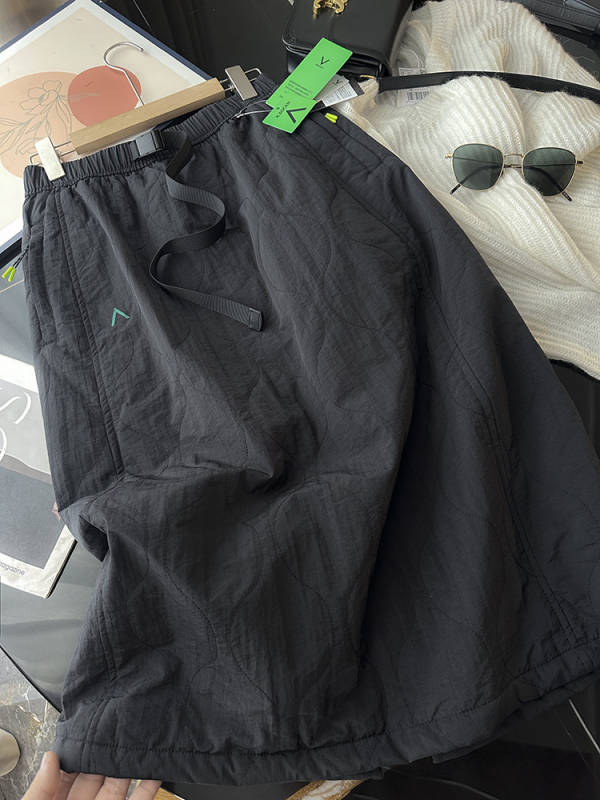 Памучно-блендова quilted пола до средна дължина за жени, есен 2024, 50–70% полиестер.